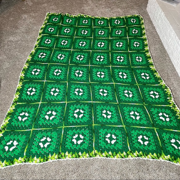 Vintage Granny Square Green Afghan Throw 64 x 83in - Picture 2 of 4